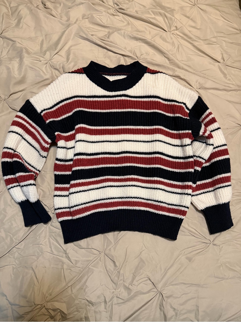 Striped Knit Pullover Sweater in White, Navy & Mauve